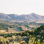 Montanare - Romantic Escape Tuscany ホームステイ コルトーナ