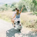 Montanare - Romantic Escape Tuscany ホームステイ *